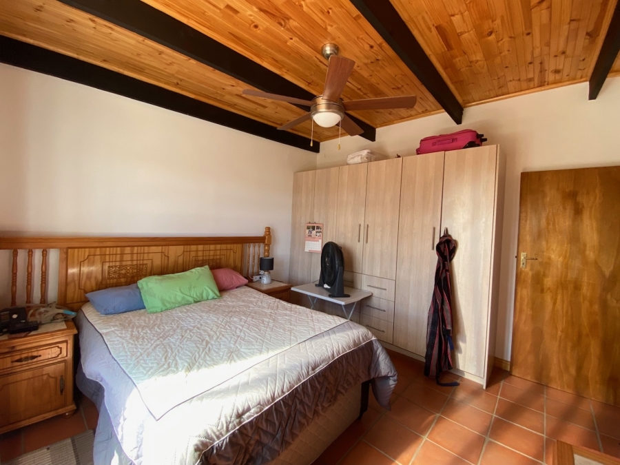 5 Bedroom Property for Sale in Hopefield Western Cape